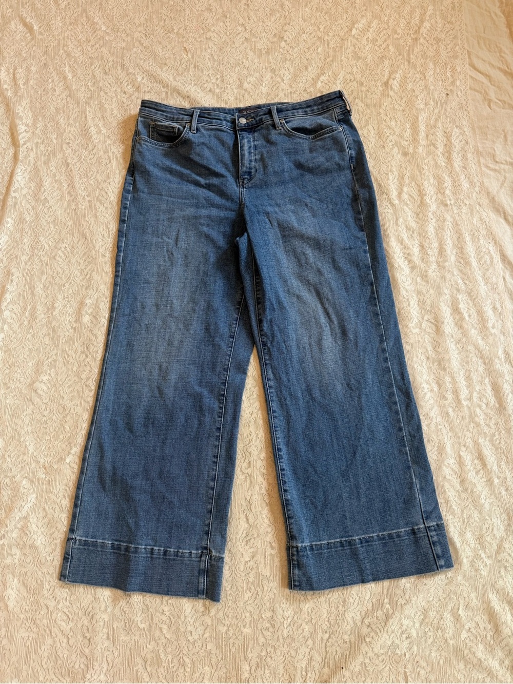 NYDJ Teresa wide leg jeans - Picture 2 of 10